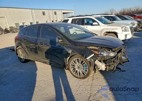 2016 Ford Focus Rs z USA, uszkodzony, nr VIN WF0DP3TH8G4116384